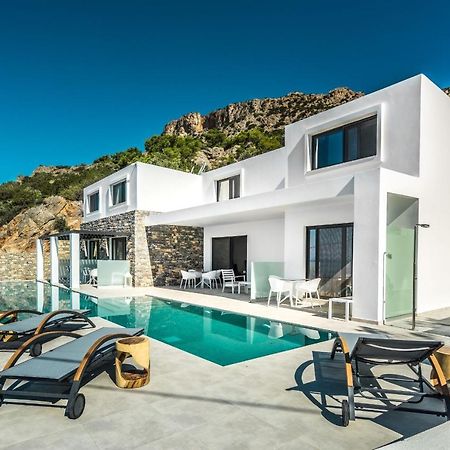 Villa Daniela & Apartments Кутсунари Экстерьер фото